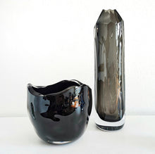 Load image into Gallery viewer, Sculpted Crystal Cut Vase
