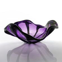 Load image into Gallery viewer, Organic Chunky Tulip Bowl
