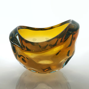 Carved Wave Rim Free From Bowl