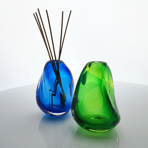 Twist Diffuser Vase Pairing