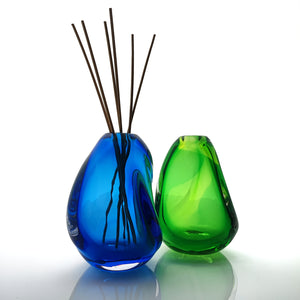 Twist Diffuser Vase Pairing