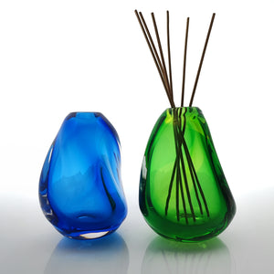 Twist Diffuser Vase Pairing